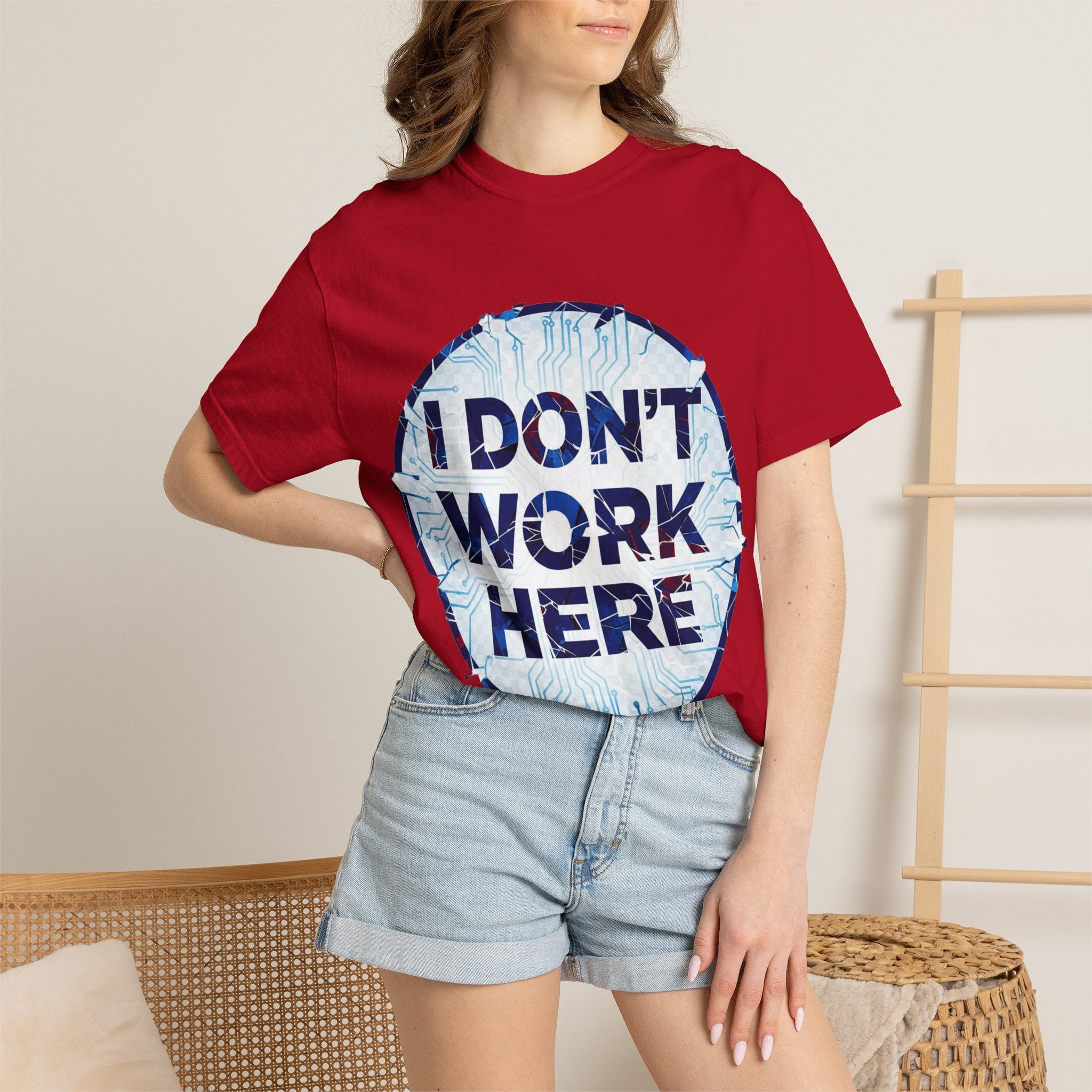 “I Don’t Work Here” Unisex Garment-Dyed T-shirt